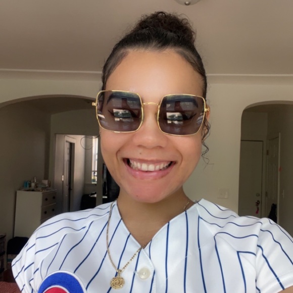 Black Sunnies 😍😍🔥🔥 - Picture 2 of 5